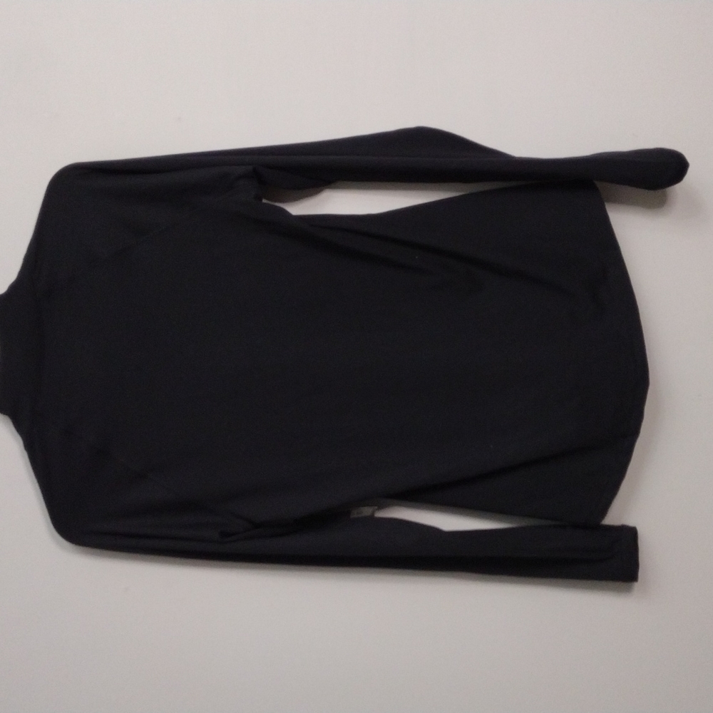 NWT Old Navy Active black semi fitted long sleeve workout top size medium - Picture 6 of 6